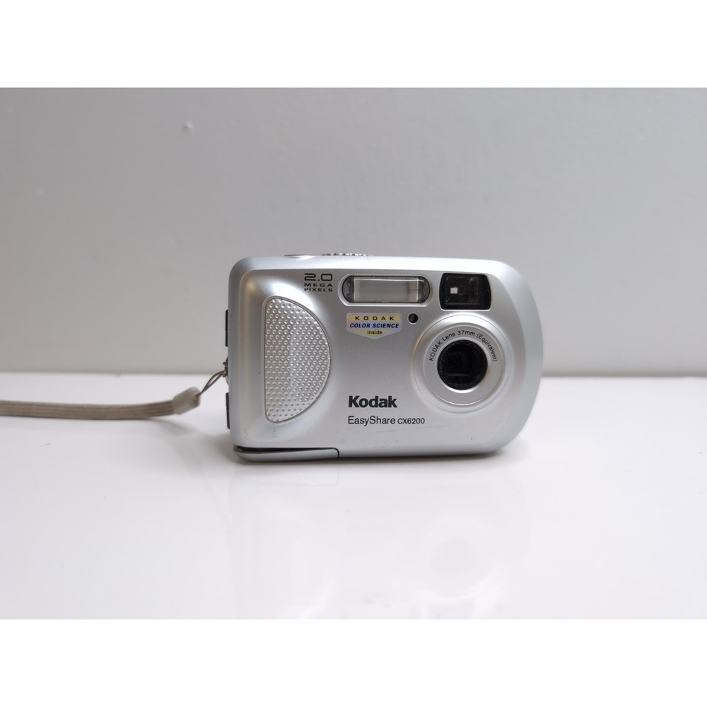 Working Kodak EasyShare CX6200 2.0MP Digital Camera Silver